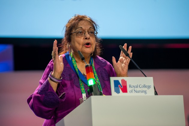 Zeba Arif at podium at Congress 2022